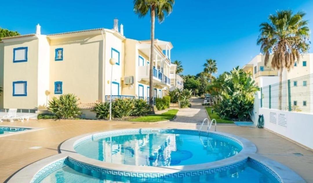Flamingo'S Apartment W/ 2 Swimming Pool Albufeira Kültér fotó